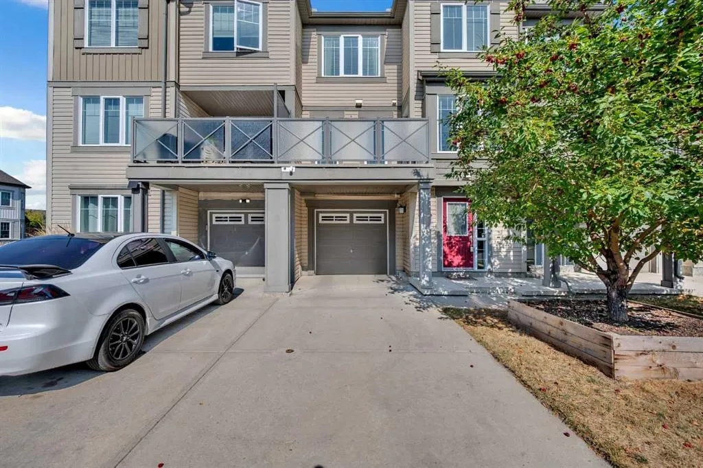 304 Windstone Gardens SW