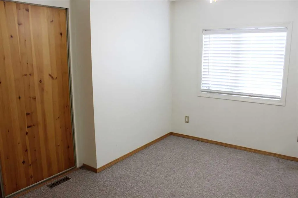 3 Long Pine Court