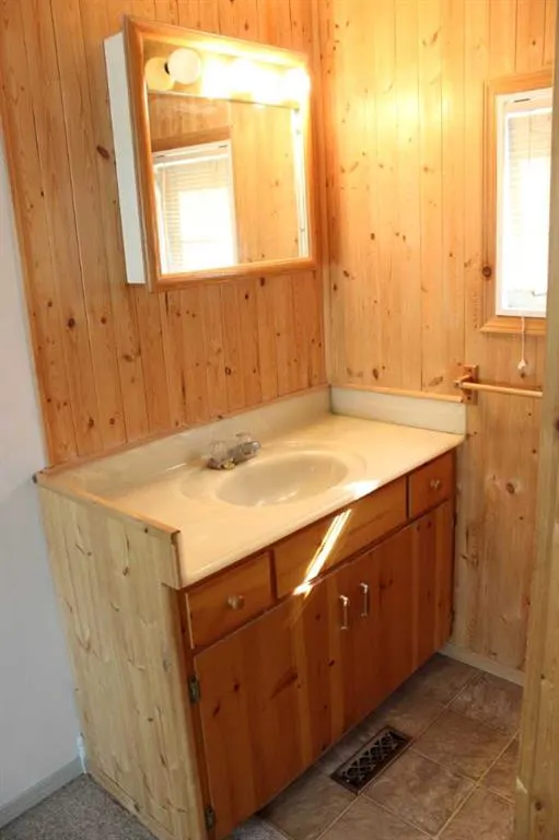3 Long Pine Court