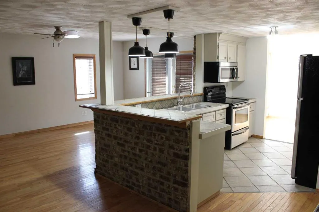 3 Long Pine Court