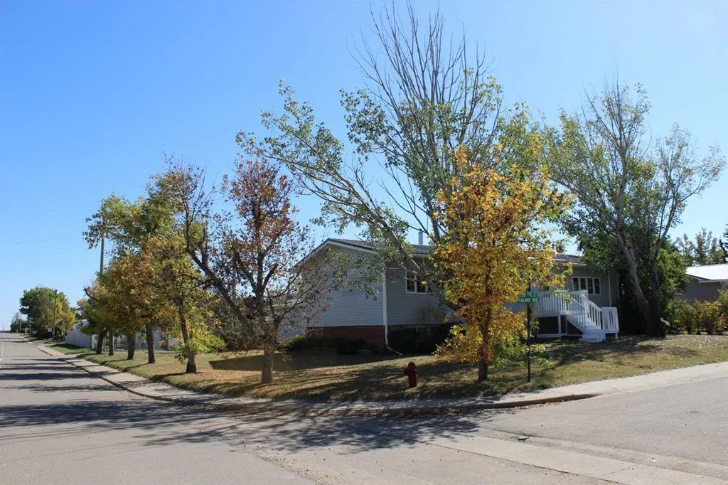 3 Long Pine Court