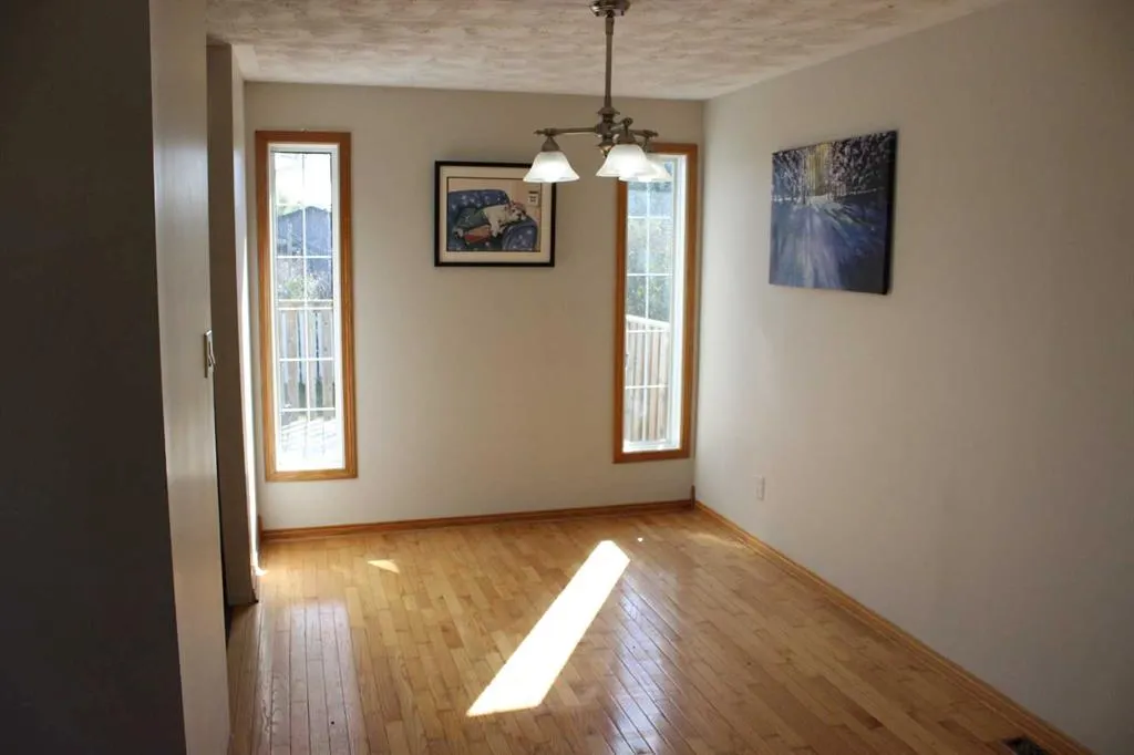 3 Long Pine Court