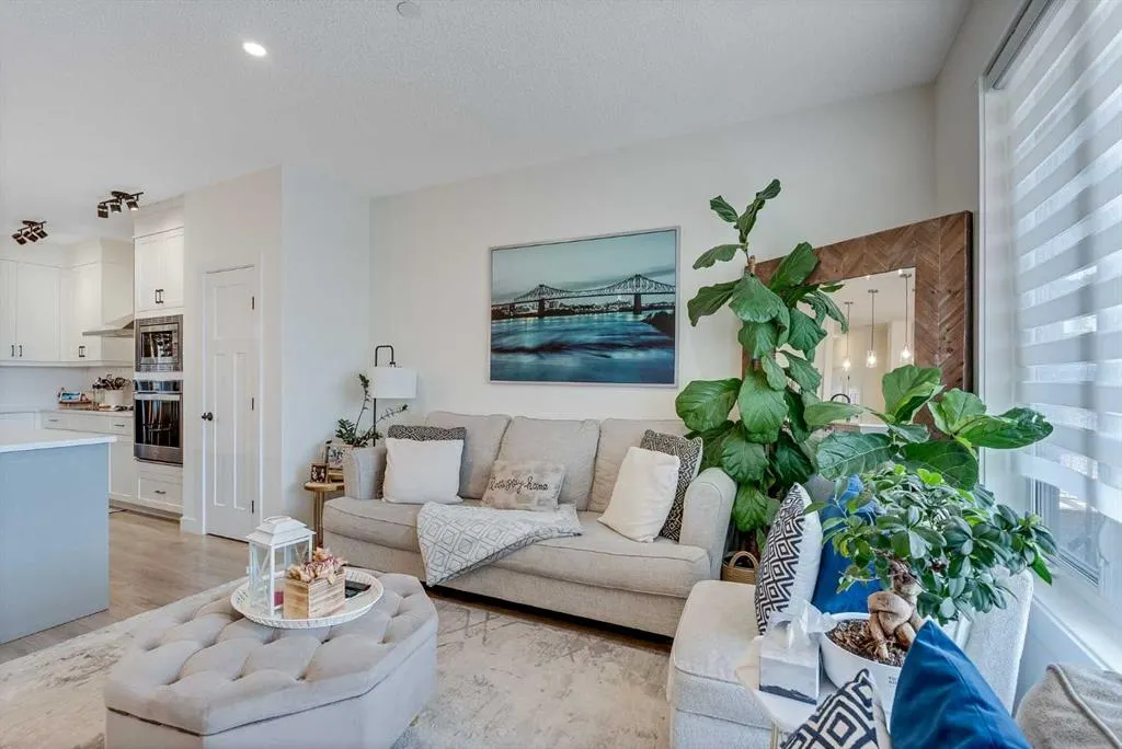 145 Lucas Crescent NW