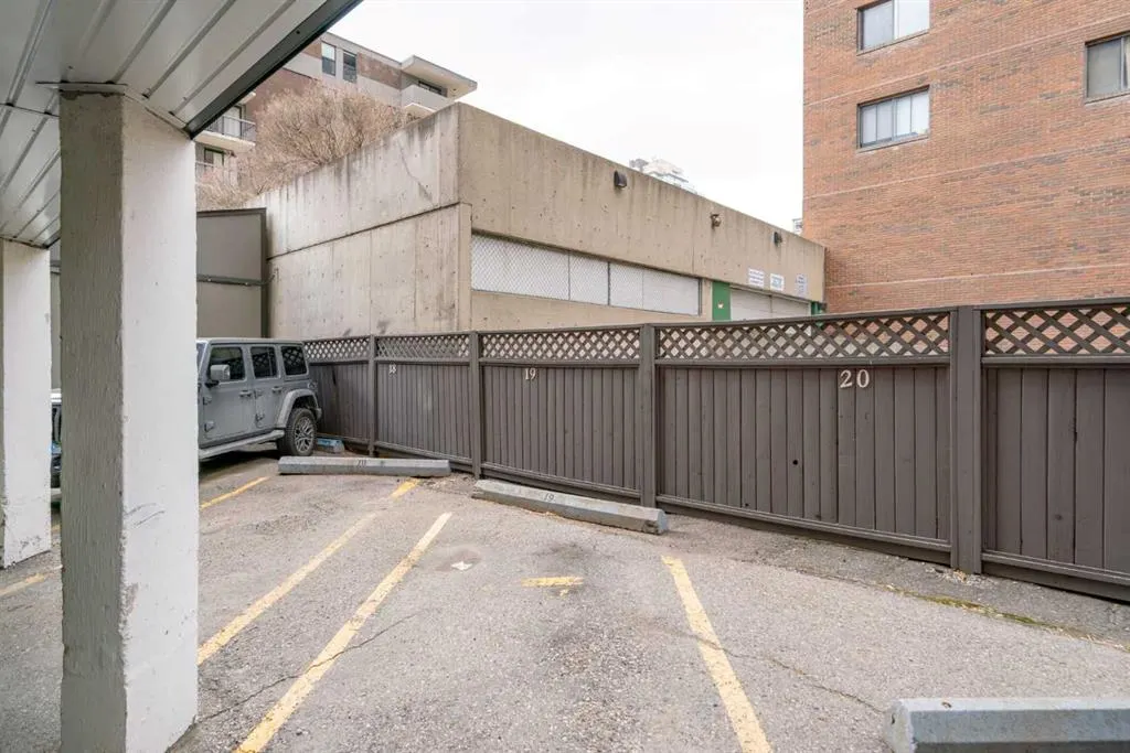 605 14 Avenue SW, #604
