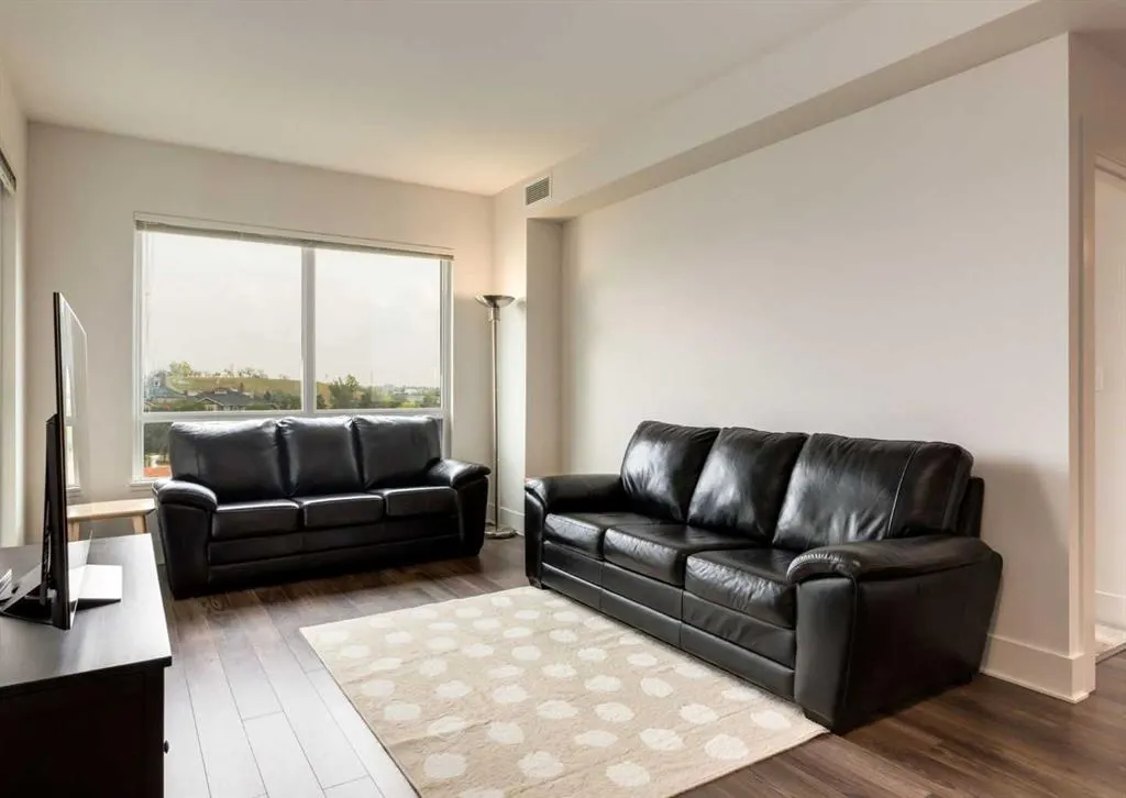 46 9 Street NE, #615