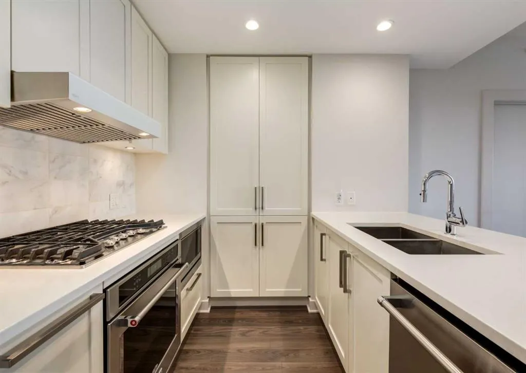 46 9 Street NE, #615