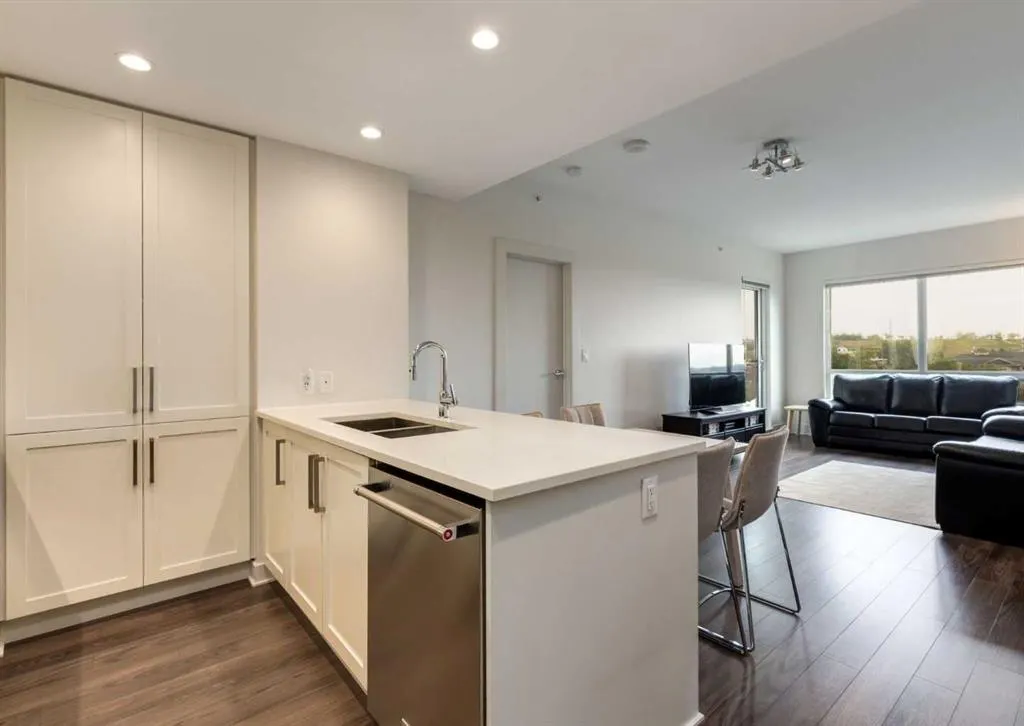 46 9 Street NE, #615
