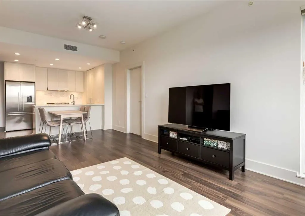 46 9 Street NE, #615