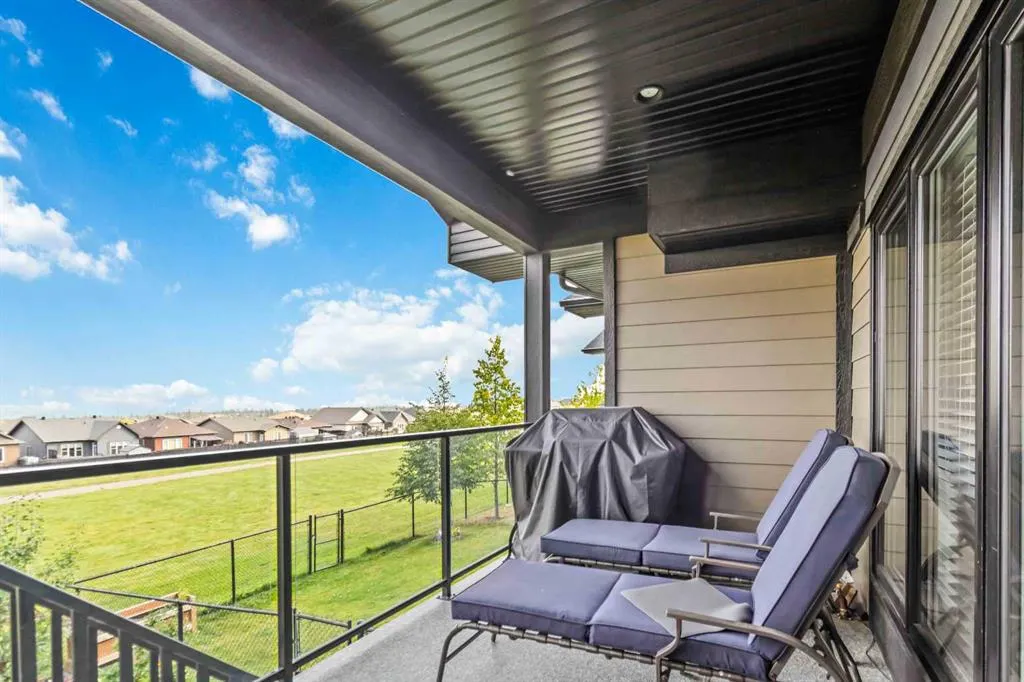 208 Sparrow Hawk Drive, #8