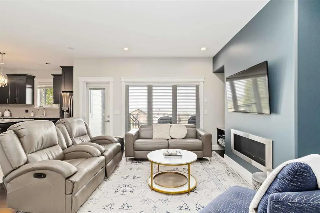 208 Sparrow Hawk Drive, #8