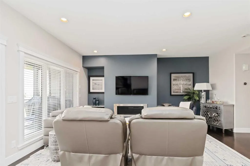 208 Sparrow Hawk Drive, #8