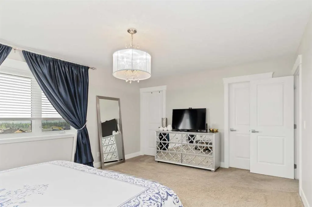 208 Sparrow Hawk Drive, #8