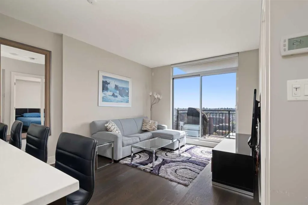 1111 10 Street SW, #1907