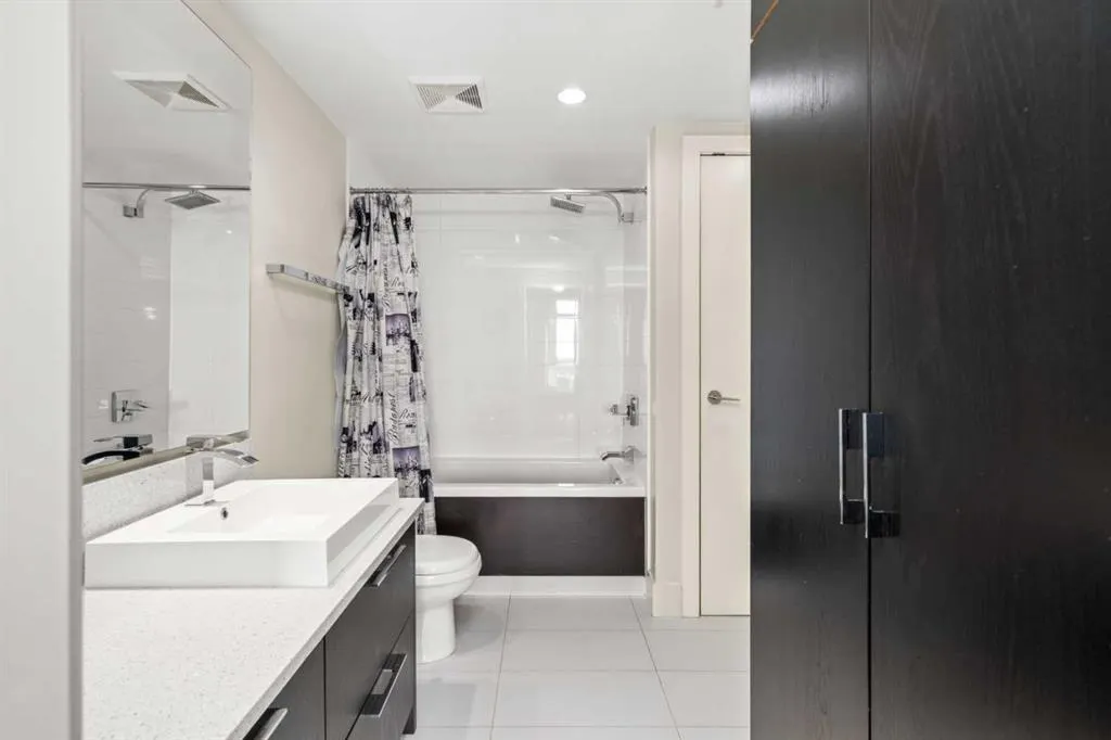 1111 10 Street SW, #1907