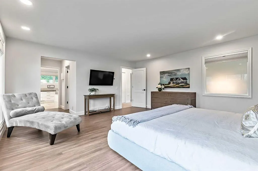 108 Canterville Road SW