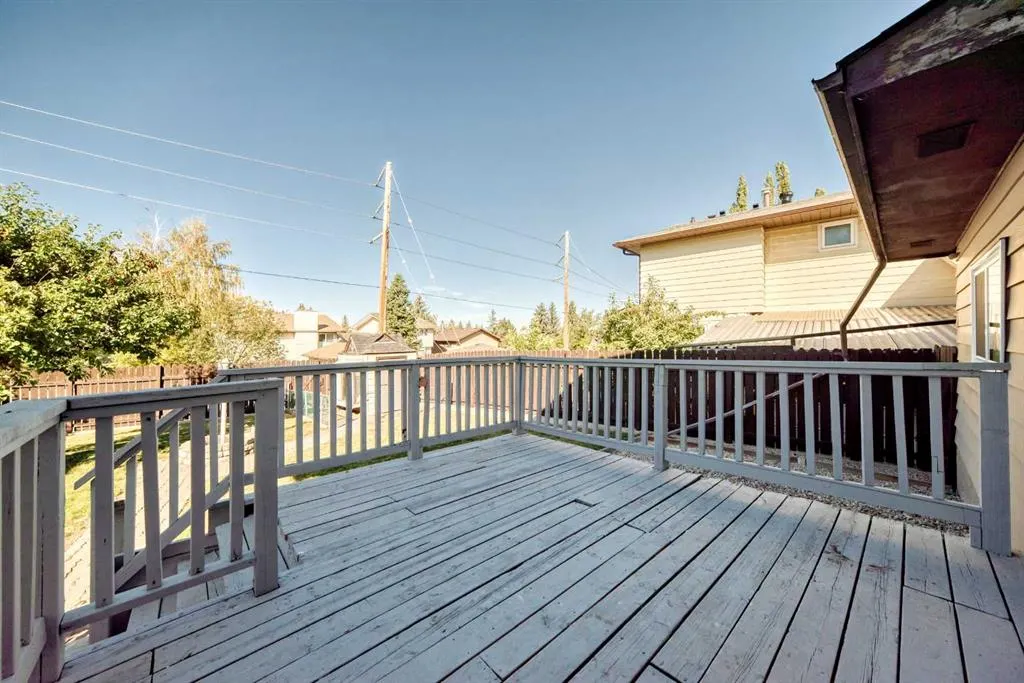 79 Bermuda Drive NW