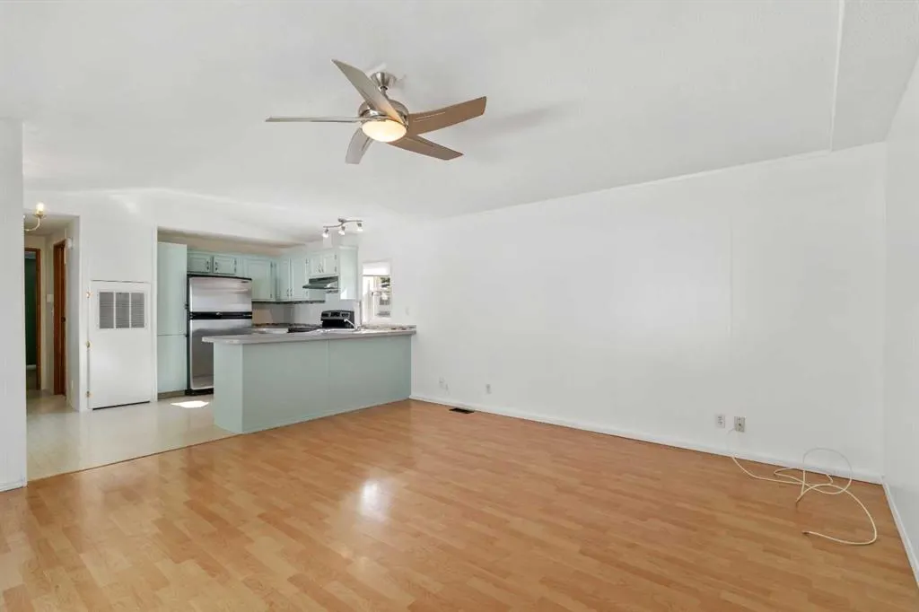 4851 46 Street, #31