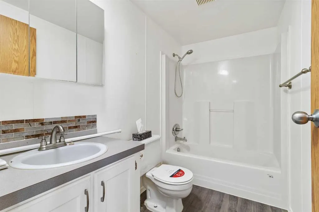 4851 46 Street, #31