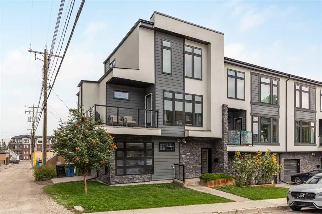 1708 19 Avenue SW
