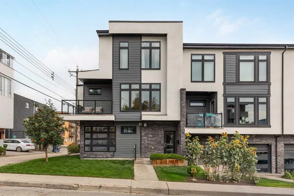 1708 19 Avenue SW