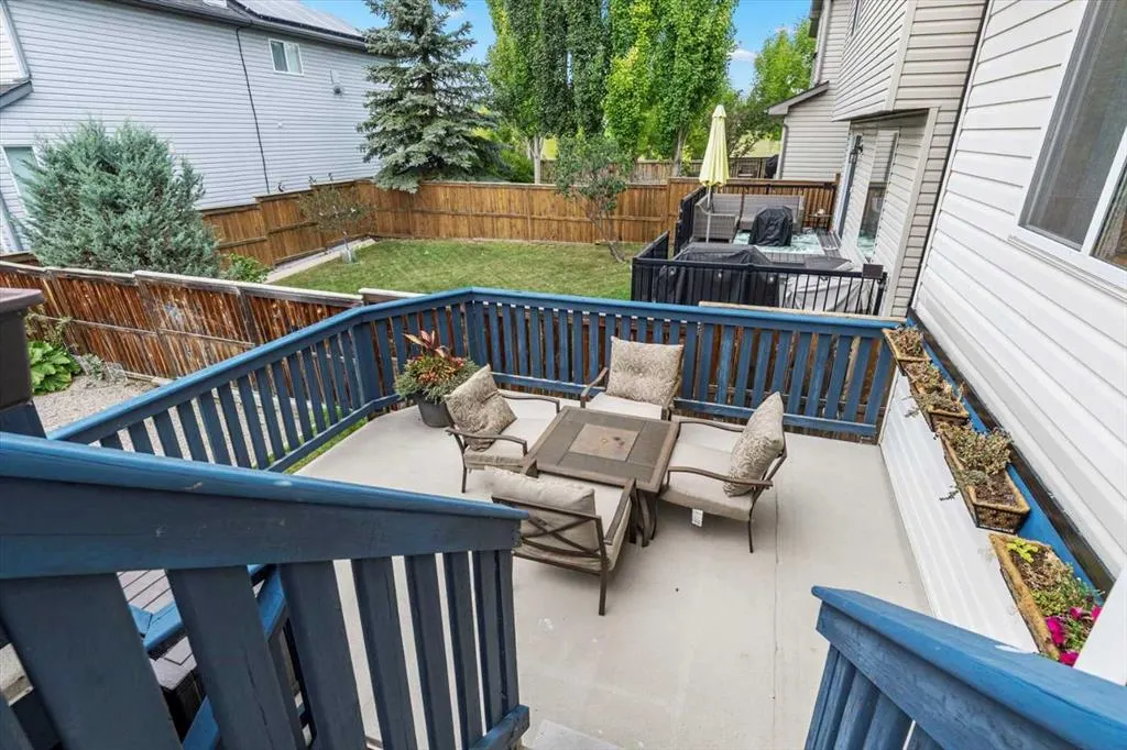 172 Tuscany Meadows Heath NW