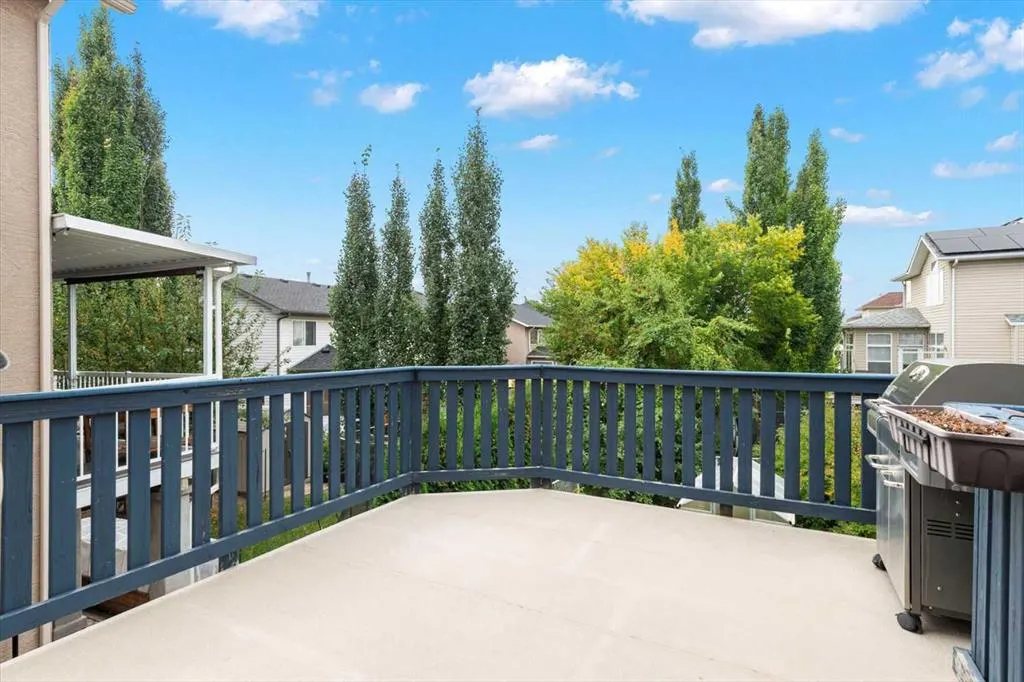 172 Tuscany Meadows Heath NW