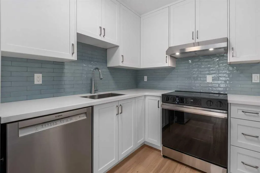 611 67 Avenue SW, #202