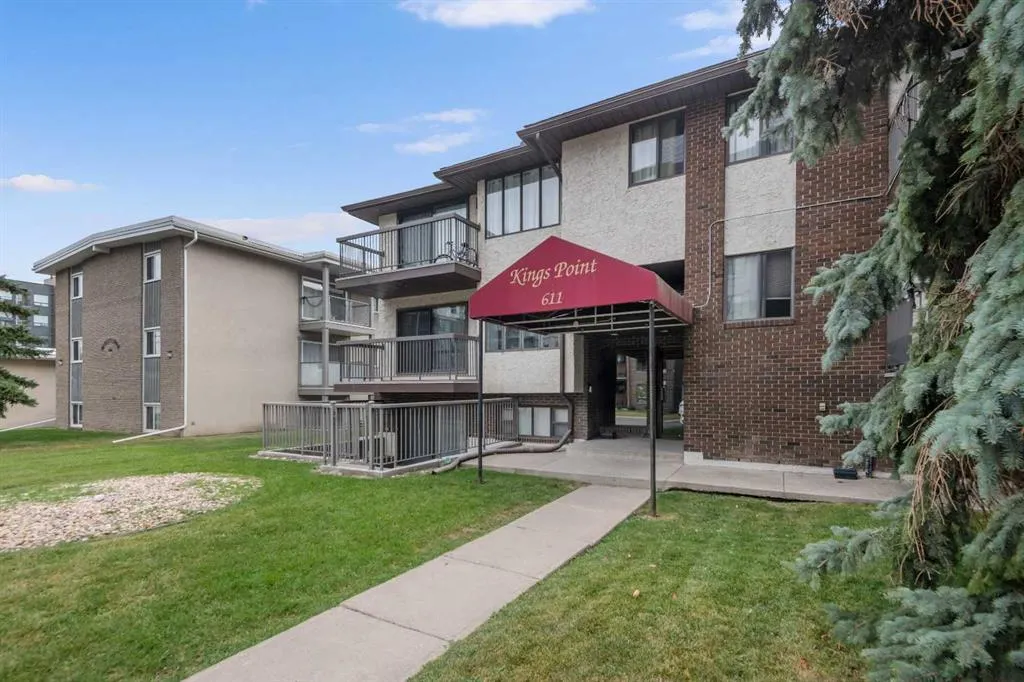 611 67 Avenue SW, #202