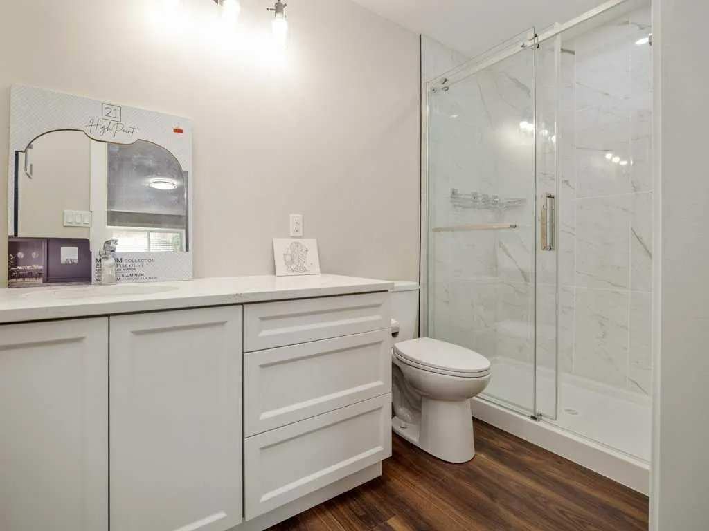 57 Goldenrod Place W