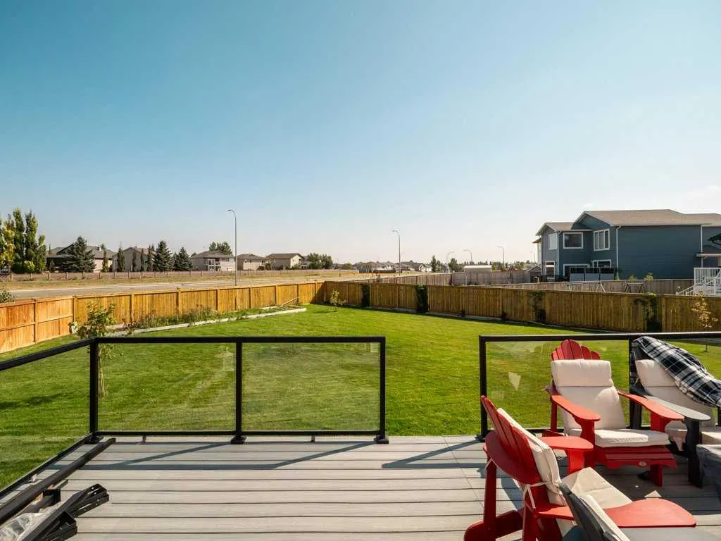 57 Goldenrod Place W