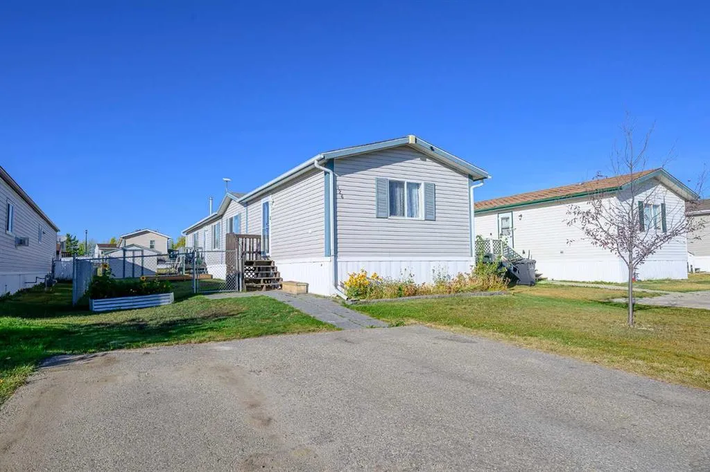 126 Clark Crescent