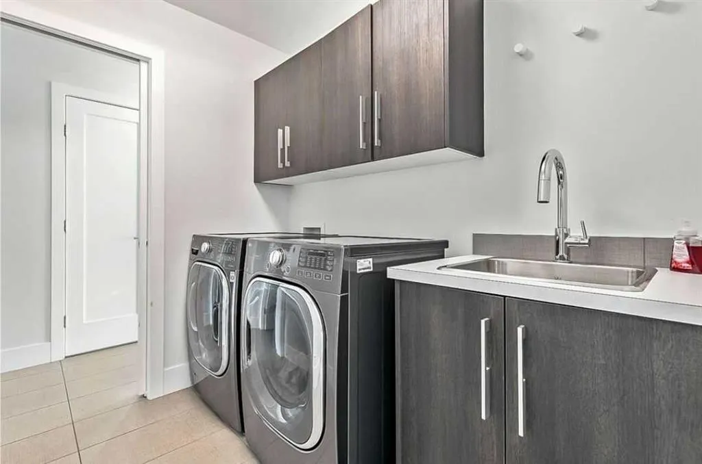 86 West Point Mews SW