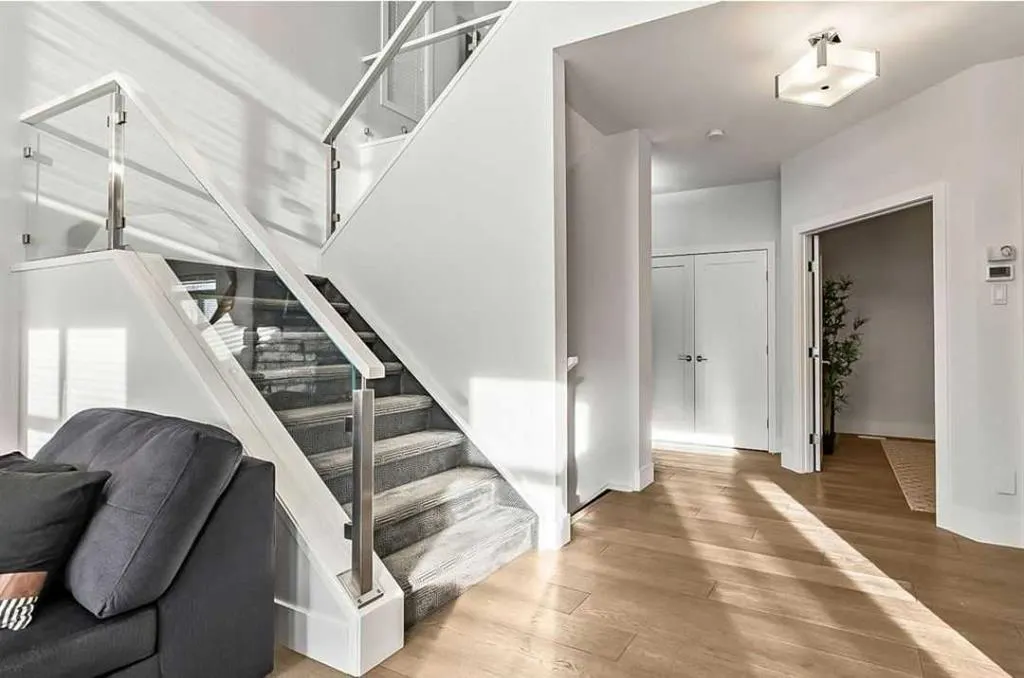 86 West Point Mews SW