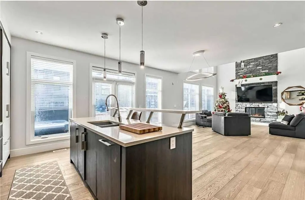 86 West Point Mews SW
