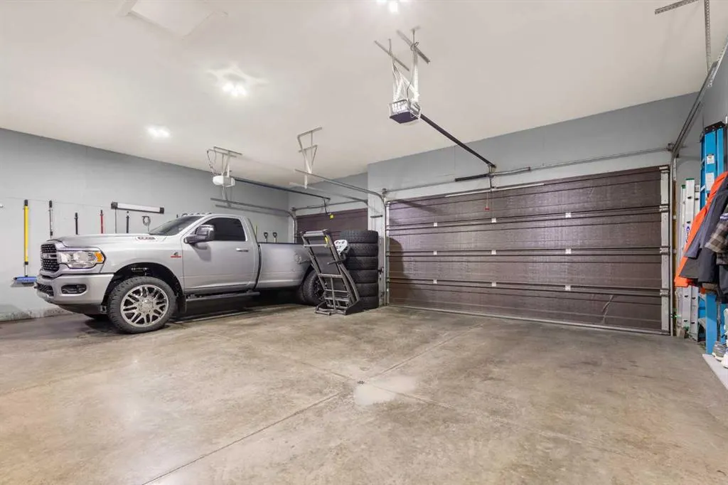 358 Vista Drive SE