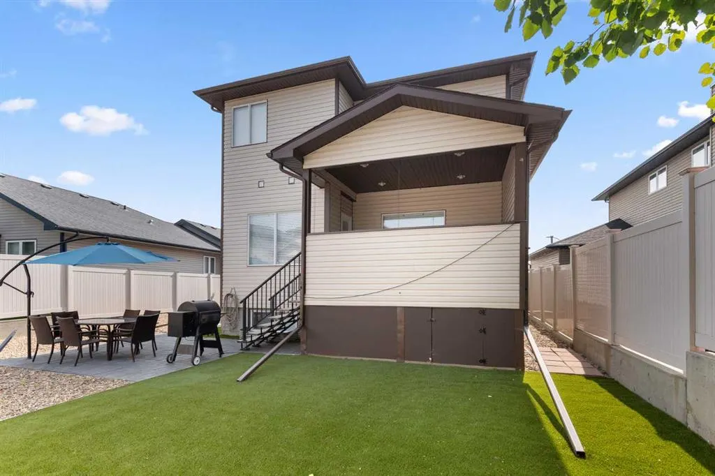 358 Vista Drive SE
