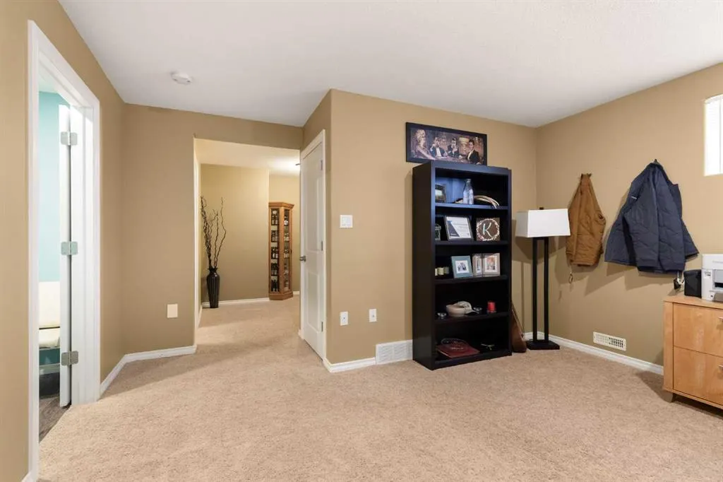 358 Vista Drive SE