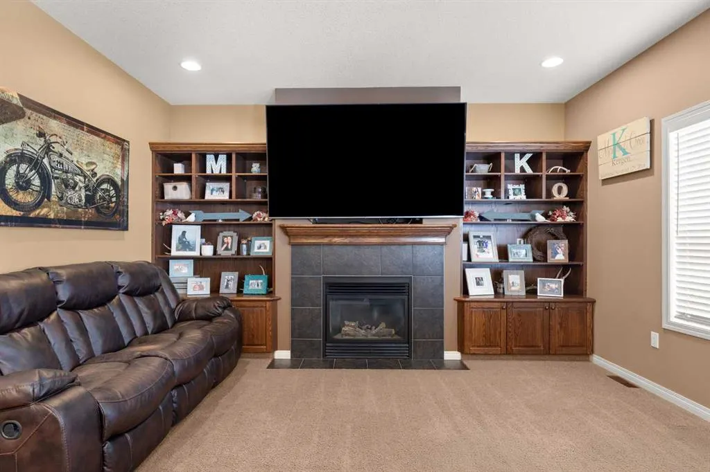 358 Vista Drive SE