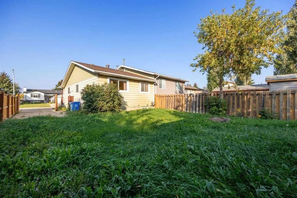 185 Cochrane Crescent