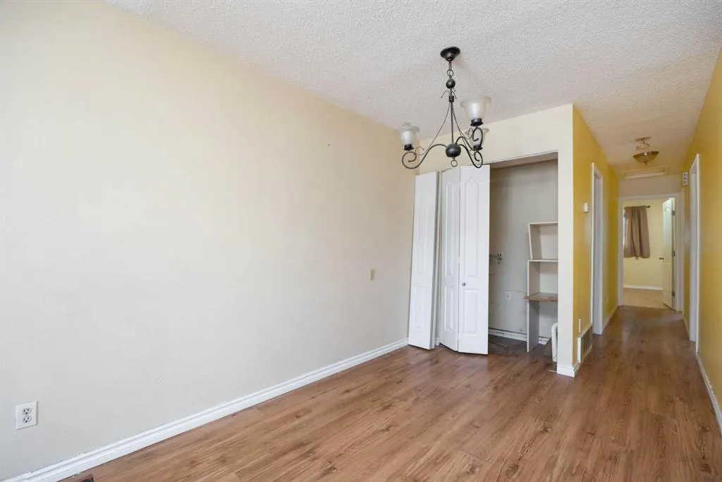 185 Cochrane Crescent