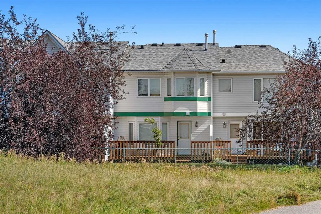 93 Patina Rise SW