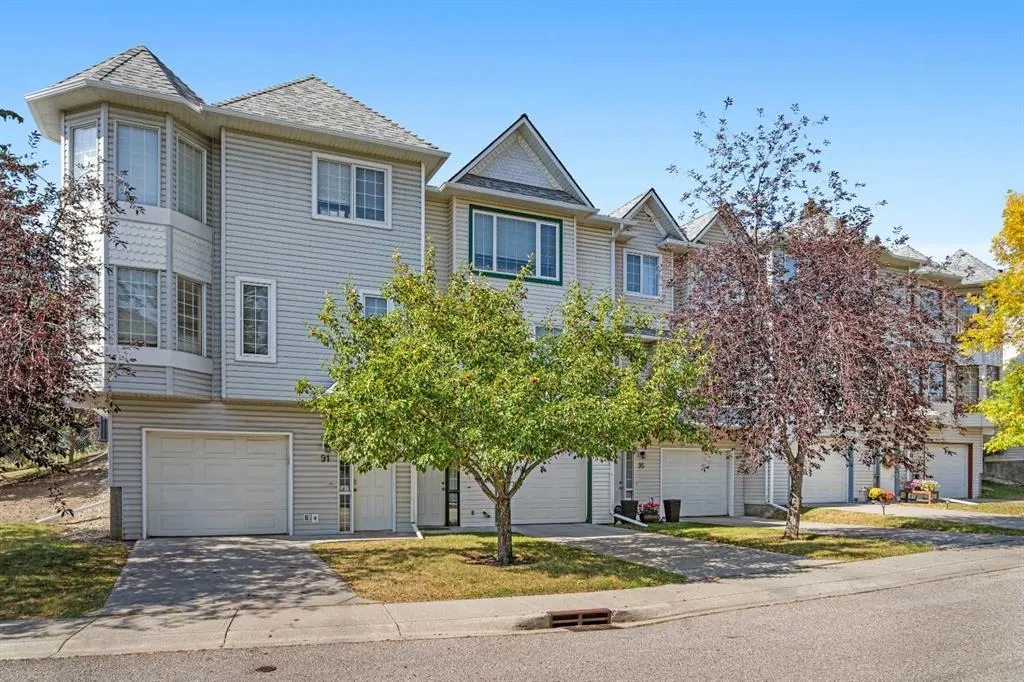 93 Patina Rise SW