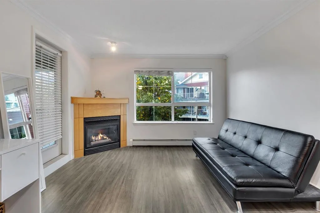 22 Richard Place SW, #327
