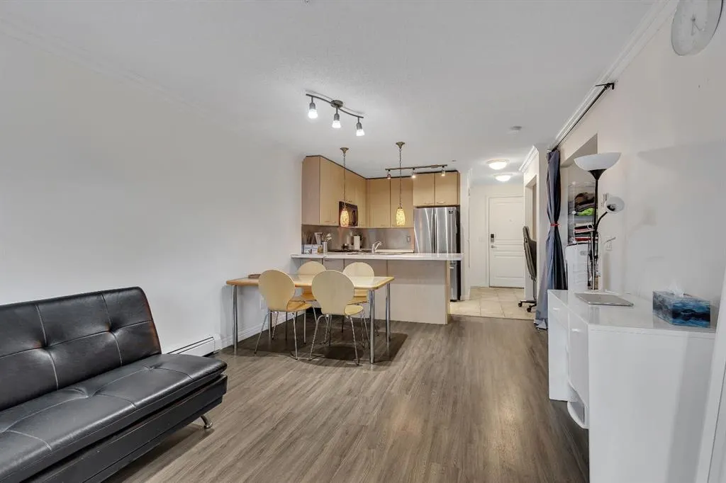 22 Richard Place SW, #327