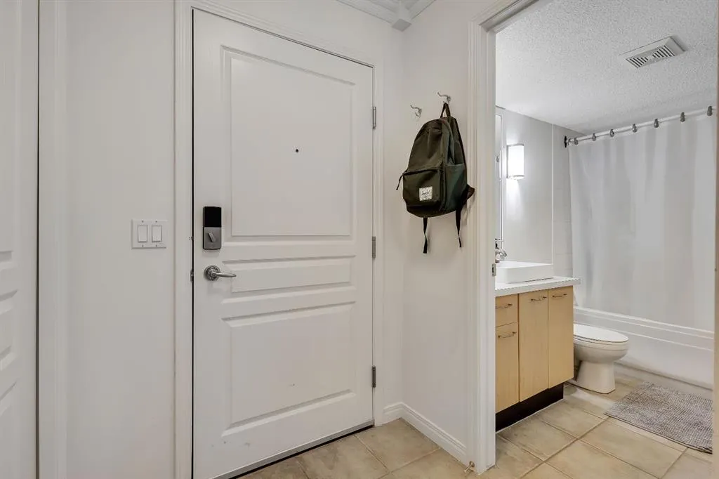 22 Richard Place SW, #327