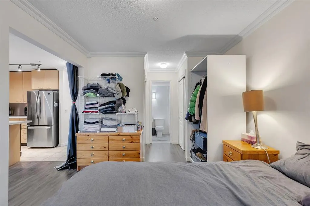 22 Richard Place SW, #327