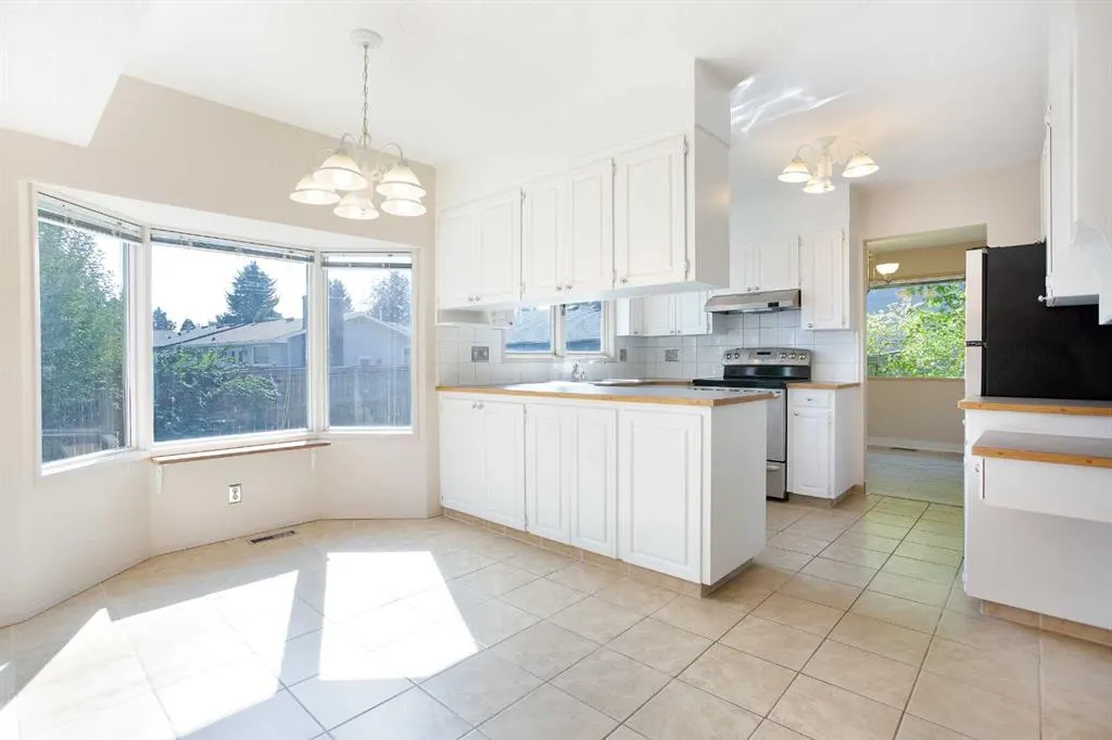 135 Parkglen Crescent SE
