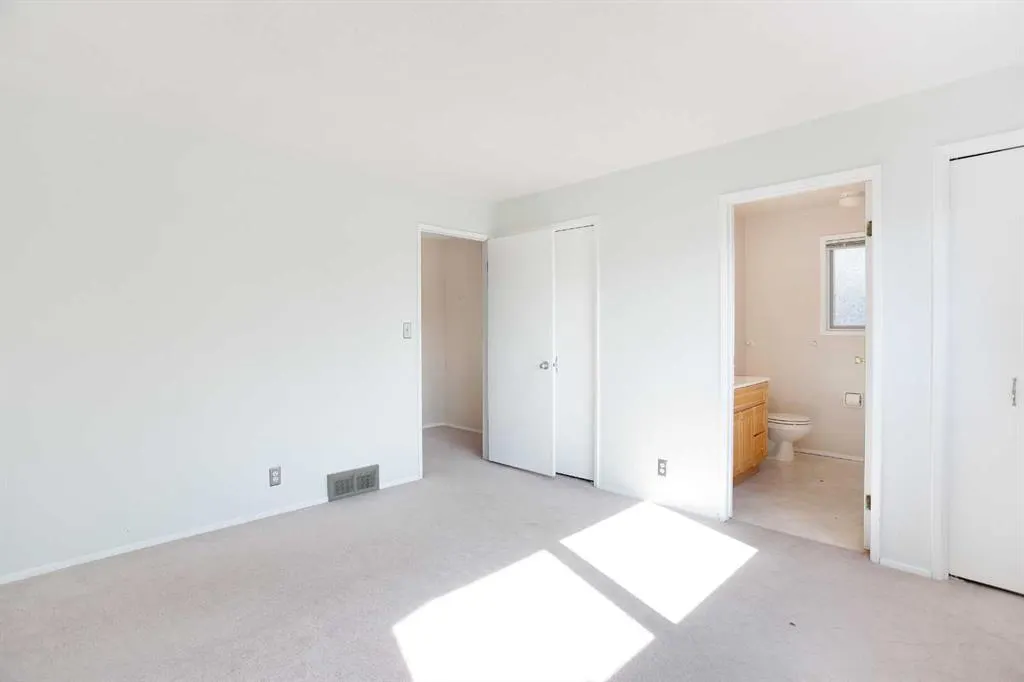 135 Parkglen Crescent SE