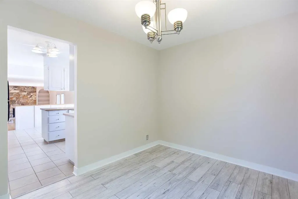 135 Parkglen Crescent SE
