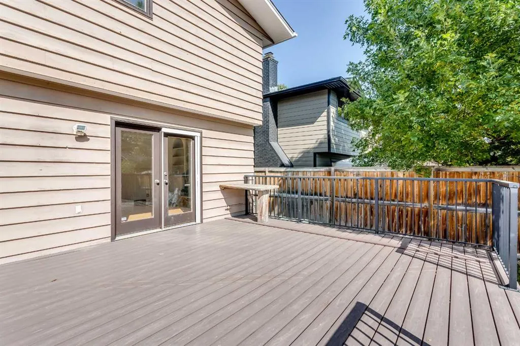 135 Parkglen Crescent SE